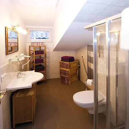 Alpen Near Saalbach & Zell Am - Incl Sommercard Апартаменты *