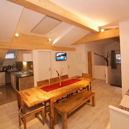 Alpen Near Saalbach & Zell Am - Incl Sommercard Апартаменты *